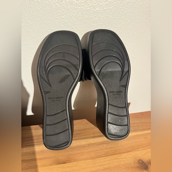 Kate Spade Bikini Platform Wedge Sandals Black Bow Size 9 EUC - Picture 10 of 11